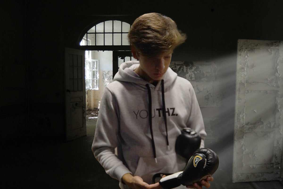 Farabi Kids Boxing Gloves Tron for Boys and Girls 4-oz - gallery image